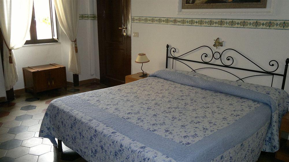Villa Floresta Таормина Екстериор снимка
